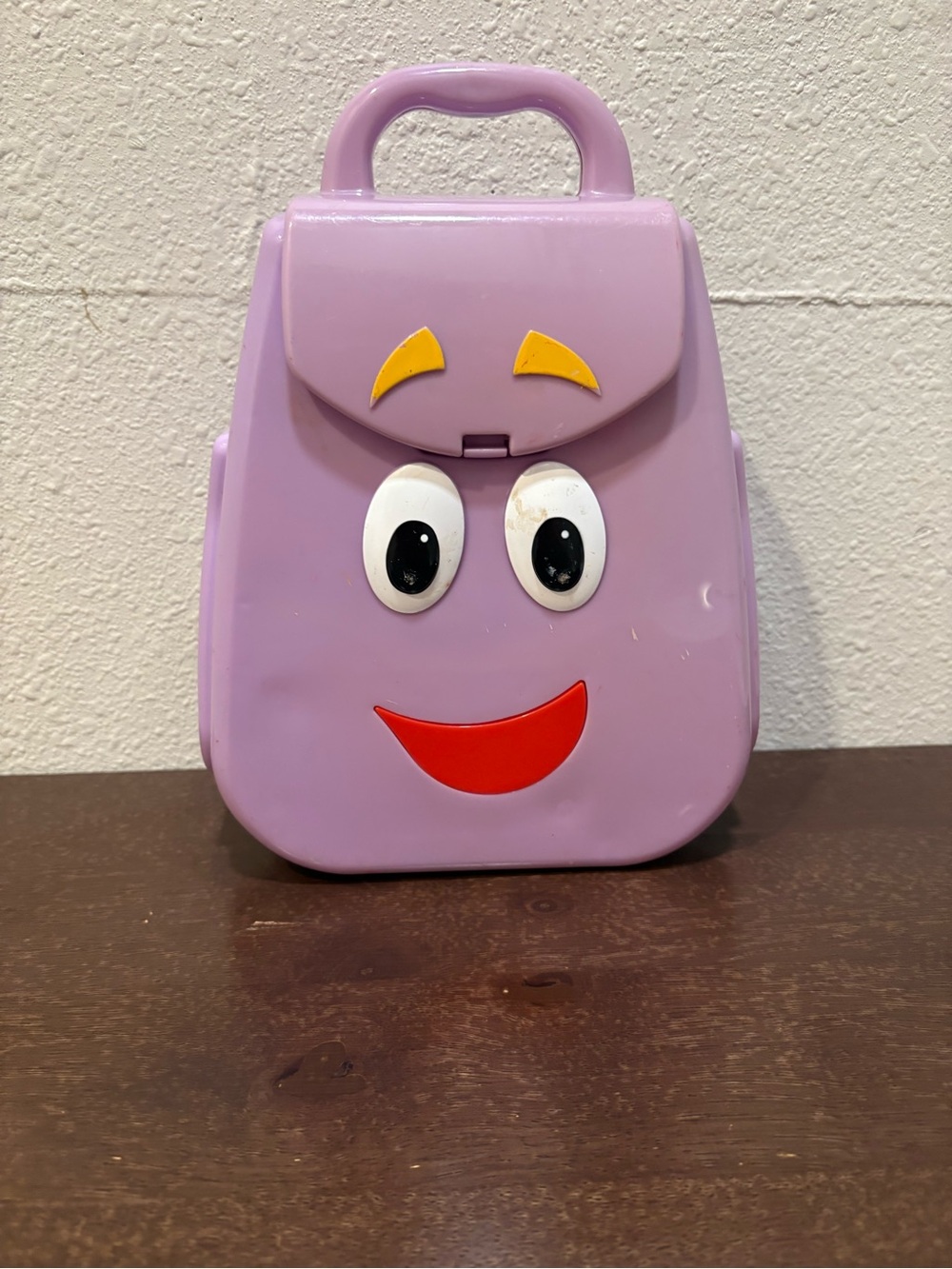 Vintage backpack from Dora the explorer